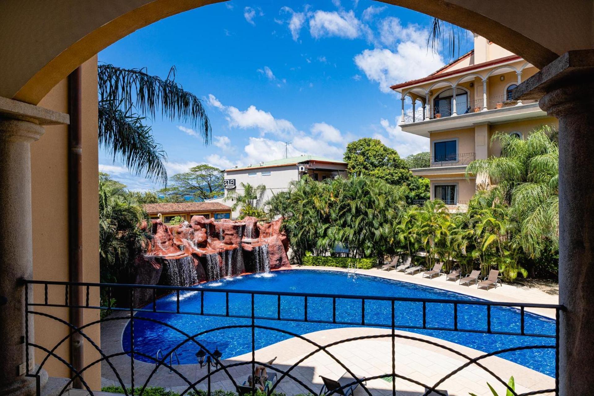Sunrise 6- Ocean View 2 Bedroom Condo, Steps To The Beach Тамариндо Екстериор снимка